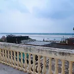 Ganga Darshanam Guesthouse At Dashashwamedh Ghat