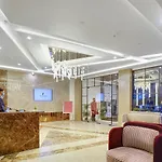 Hotel Four Element