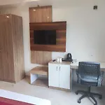 Hotel Xenia