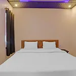 Oyo Flagship 83473 Hotel Kp