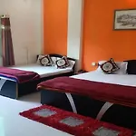 Goroomgo New Ashiyana Palace Varanasi