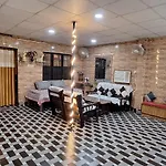 Veera Guest House