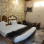 Hotel Divya