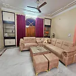 Goel\'S Homestay - Luxurious King Size Beds