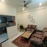 Raj Homestay- Comfortable Family Stay