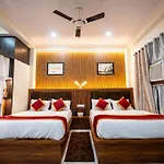 Banaras Bliss Studio Room Near Kashi Vishwanath Mandir