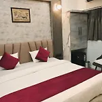 Hotel Shivsudhaa