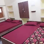 Yatharth Geeta Home Stay