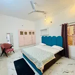 Kamaree-7Bhk