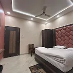 Dm Paying Guest House