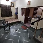 Heritage Homestay At Old City Near Holy Ganges