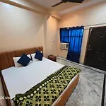 The Kashi Dham Paying Guest House