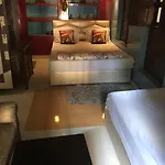 Shiva Guest House