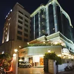 Hotel Zeeras