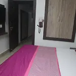 Alakhnanda Guest House