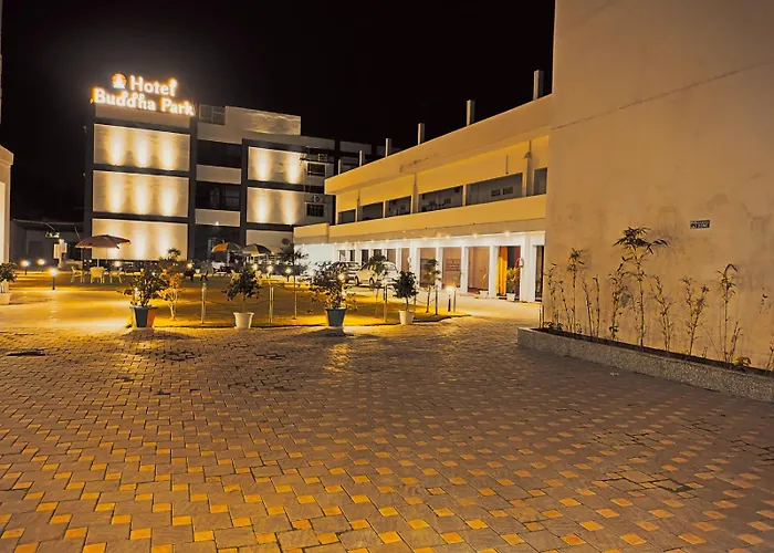 Hotel Buddha Park, Paharia, Varanasi