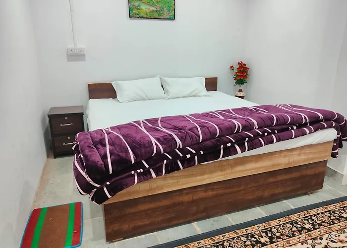 Mahadeva Guest House