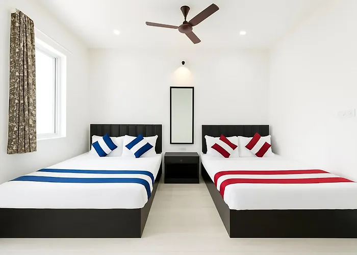 Varanasi Hotel #Mahadev # Inn # -Near Kashi Vishwanath Temple And Ganga Arti Ghat #Fully Air Conditioning #Free Wi-Fi #Parking #Best Hotel In Varanasi #Prime Location - Book Now