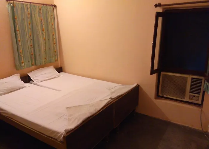 Mishra Guest House