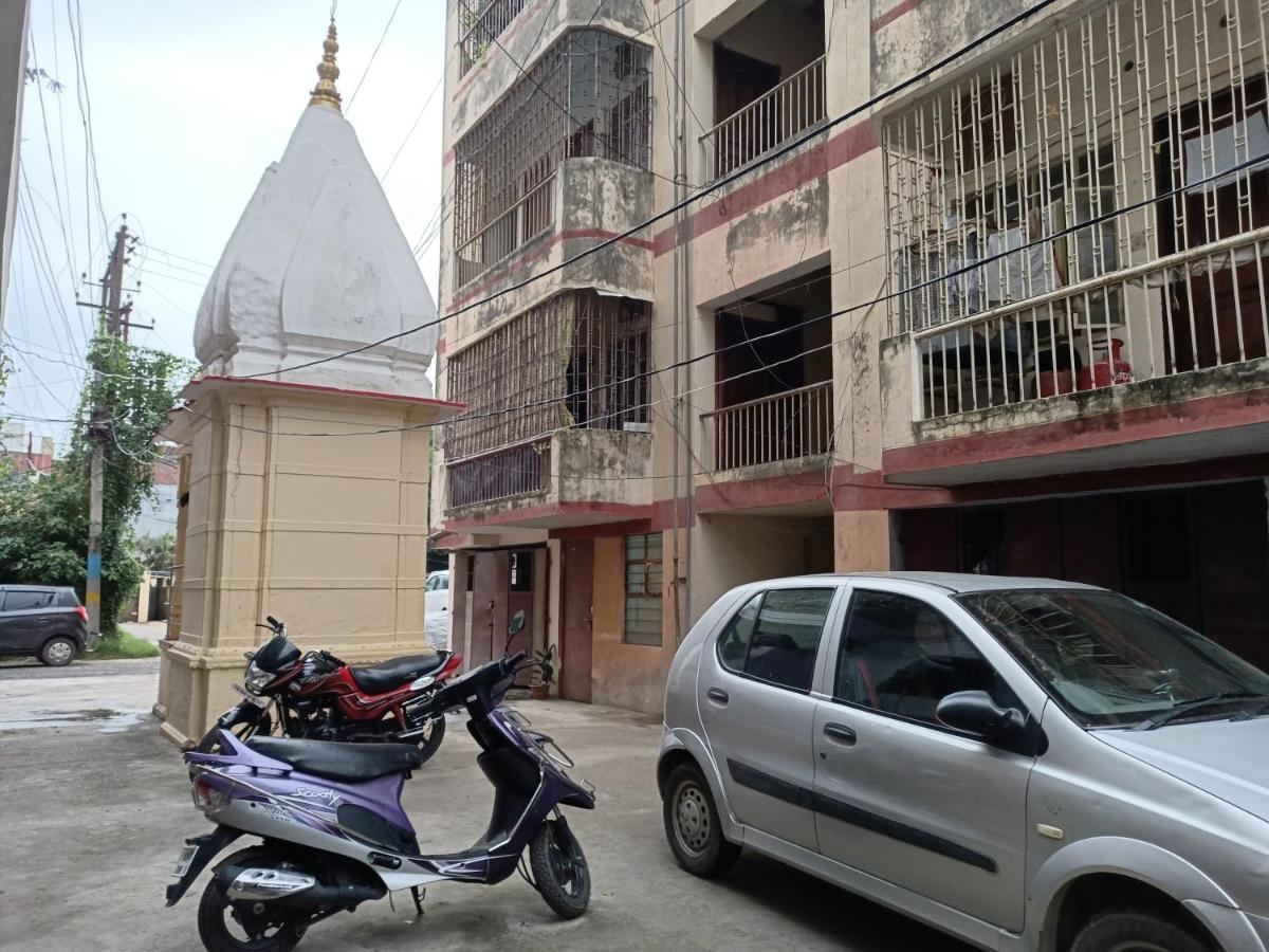 Traveller Apartment Varanasi