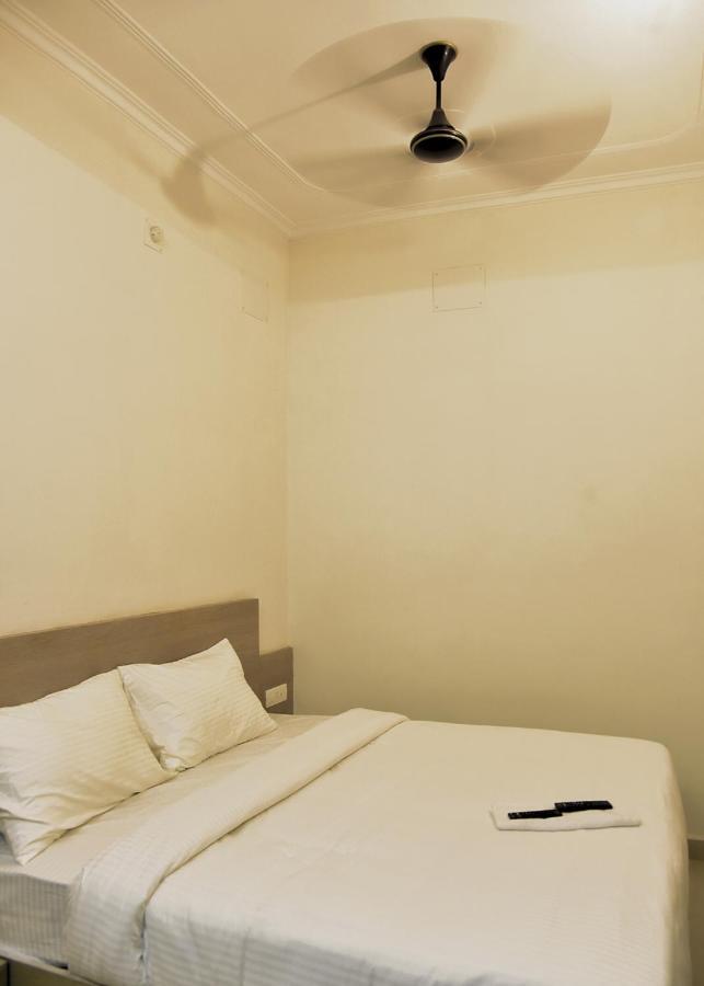 Hotel Four Seasons Hotel 3*