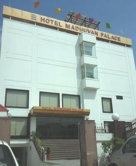 Hotel Madhuvan Palace 3*