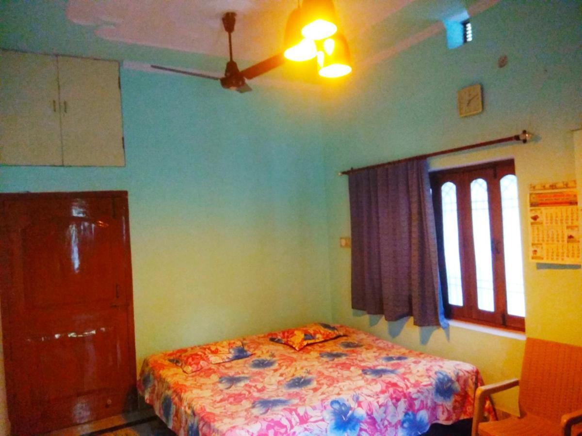 Homestay Asha Nikeatan Varanasi