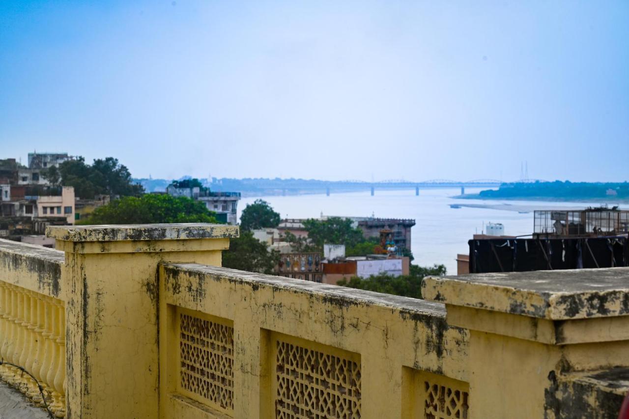 Ganga Darshanam At Dashashwamedh Ghat 2* Varanasi