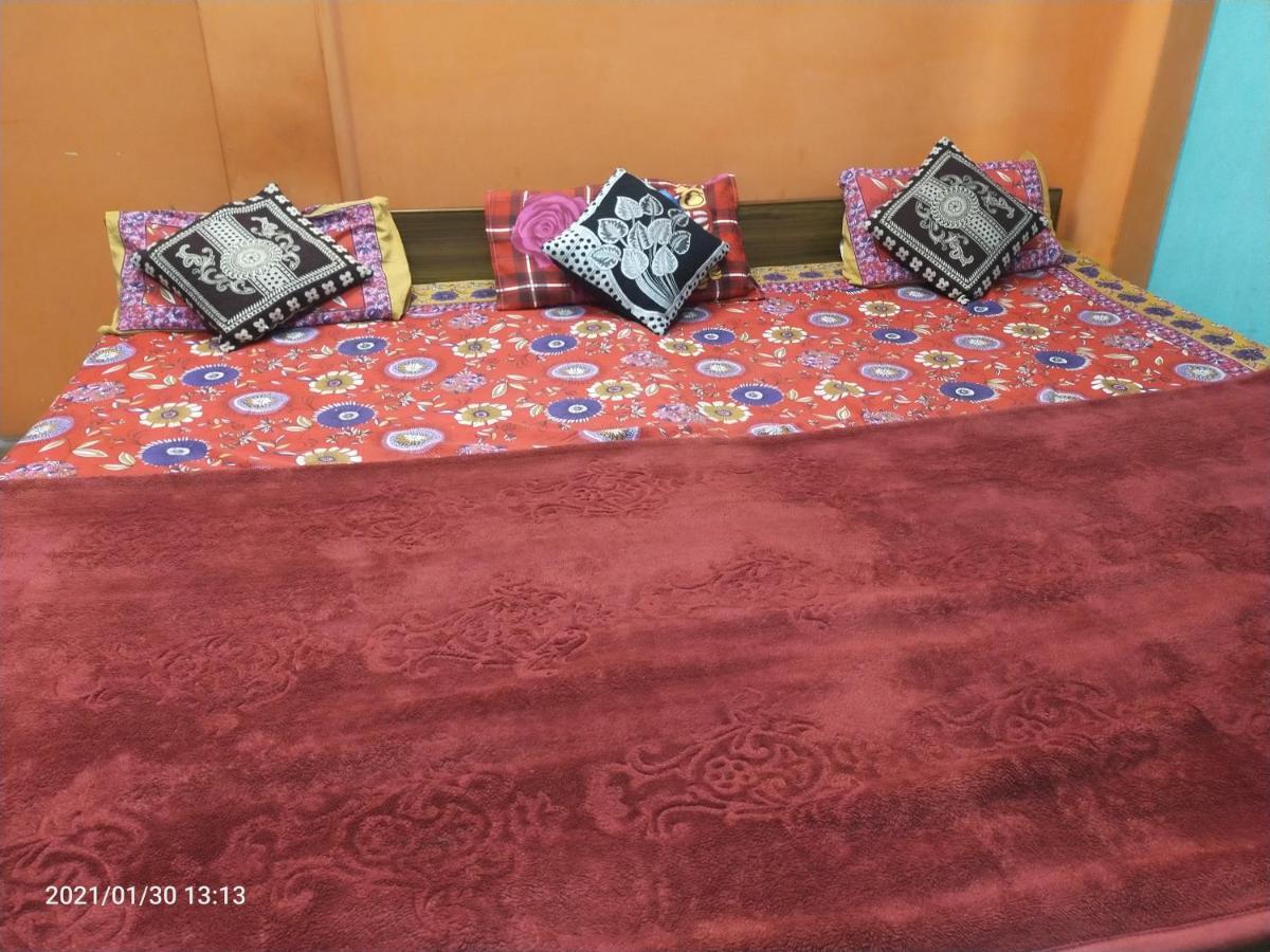 Maa Vaishno Guest house Varanasi