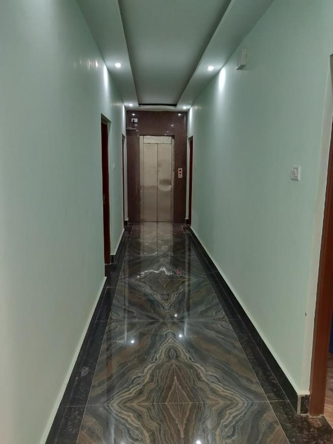 Dp 2* Varanasi