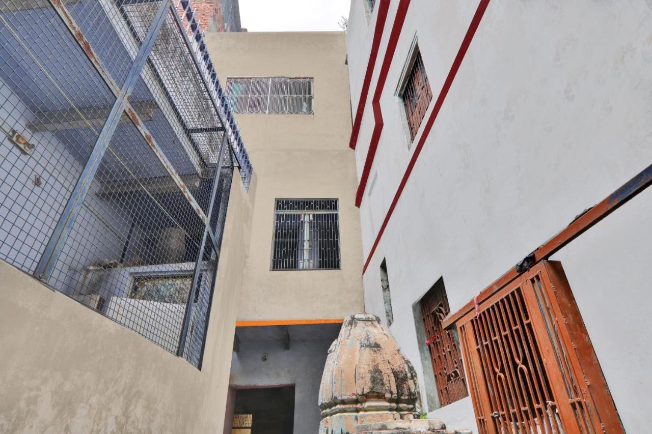 Hotel Oyo 82070 Rudra Varanasi