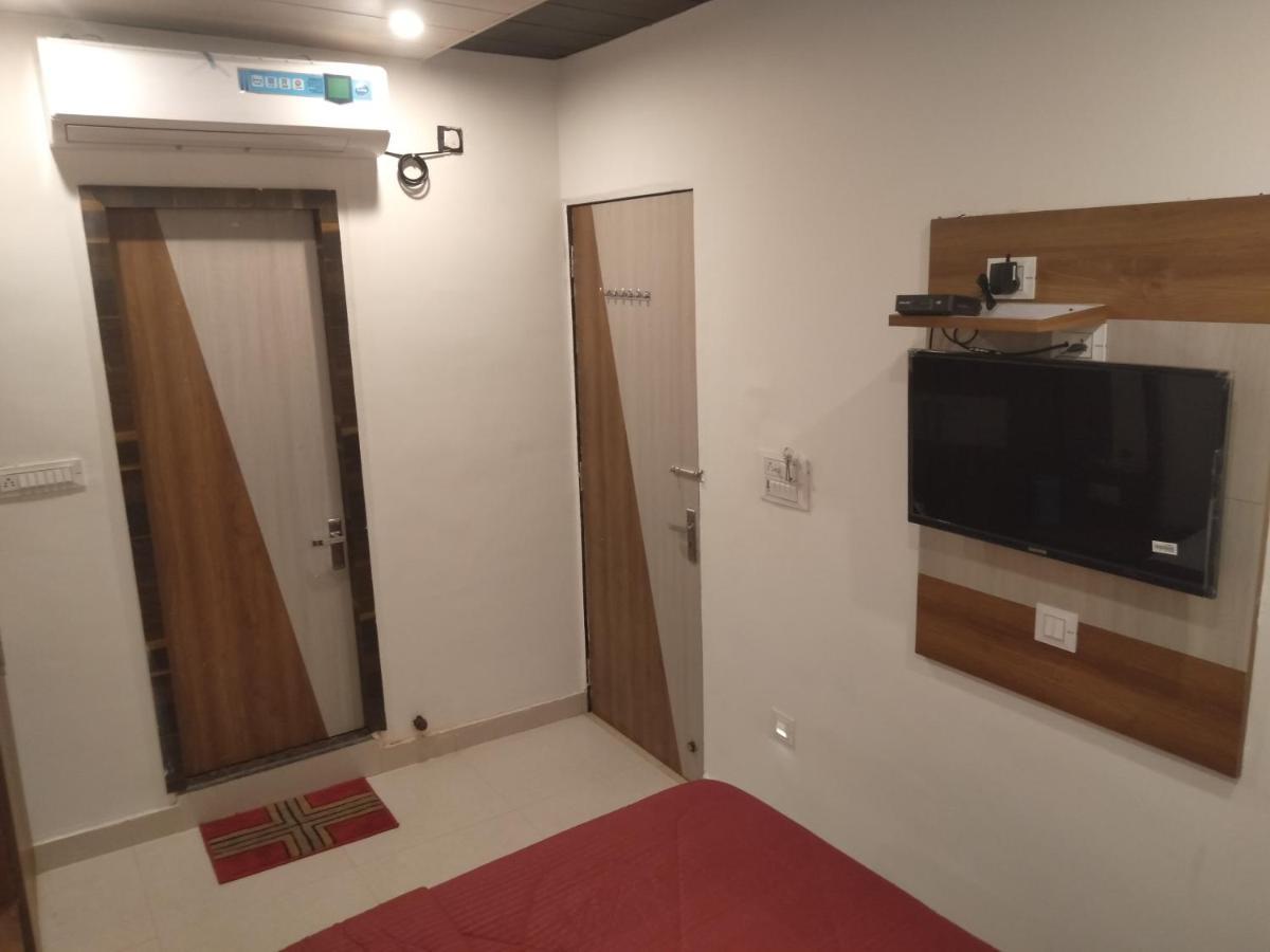 Rudraksha Guest House Varanasi