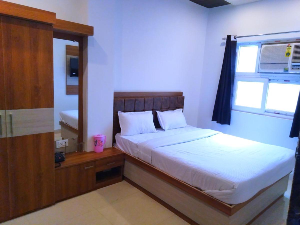 Rudraksha Guest House *