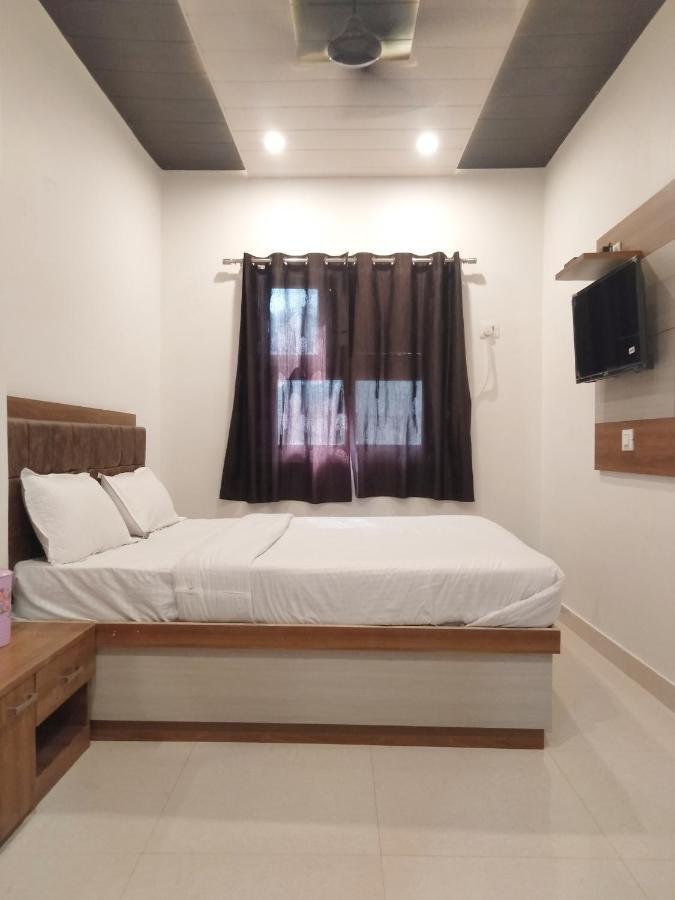 Rudraksha Guest House Guest house *