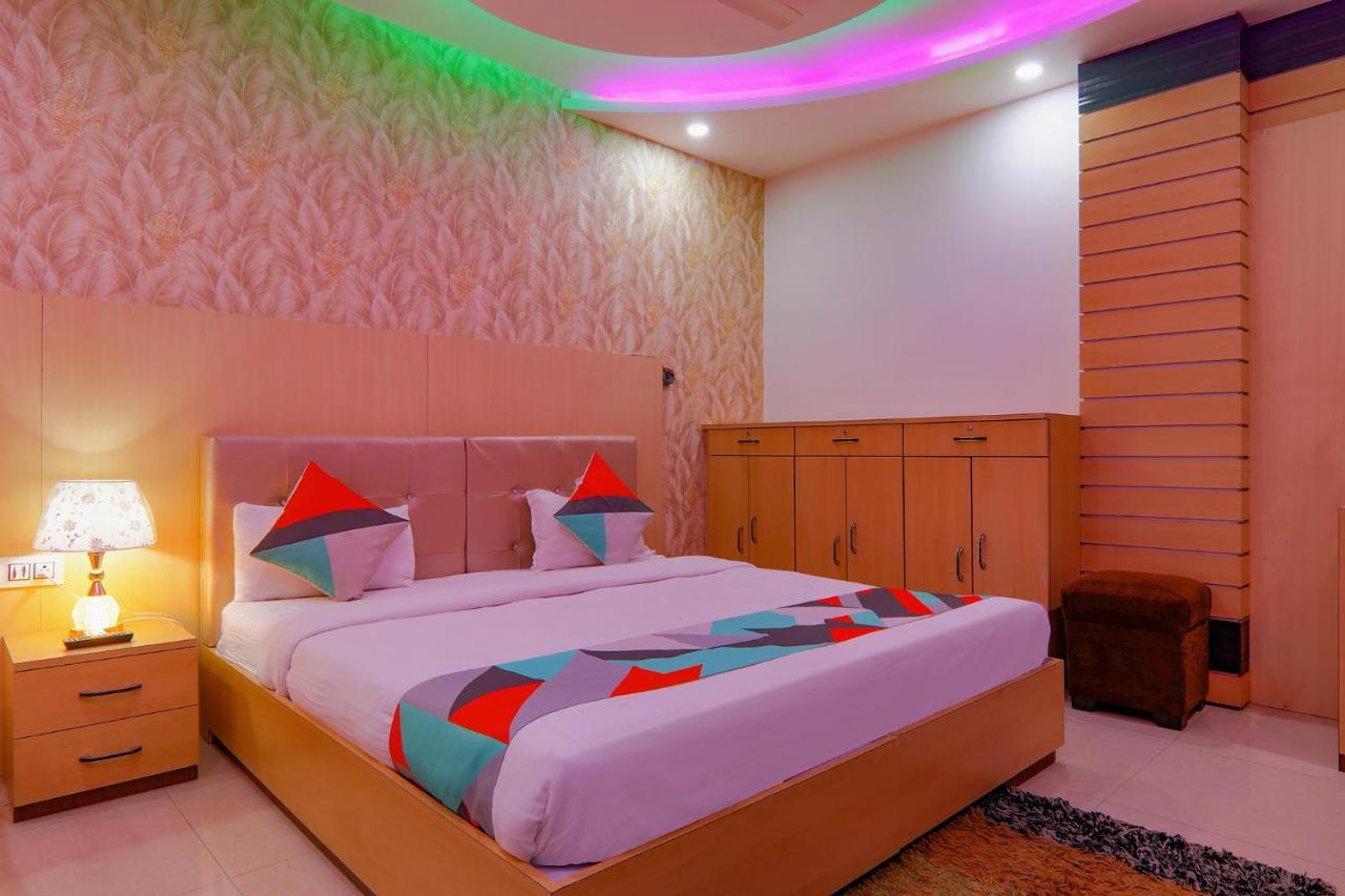 Fabexpress Moti Mahal 3*