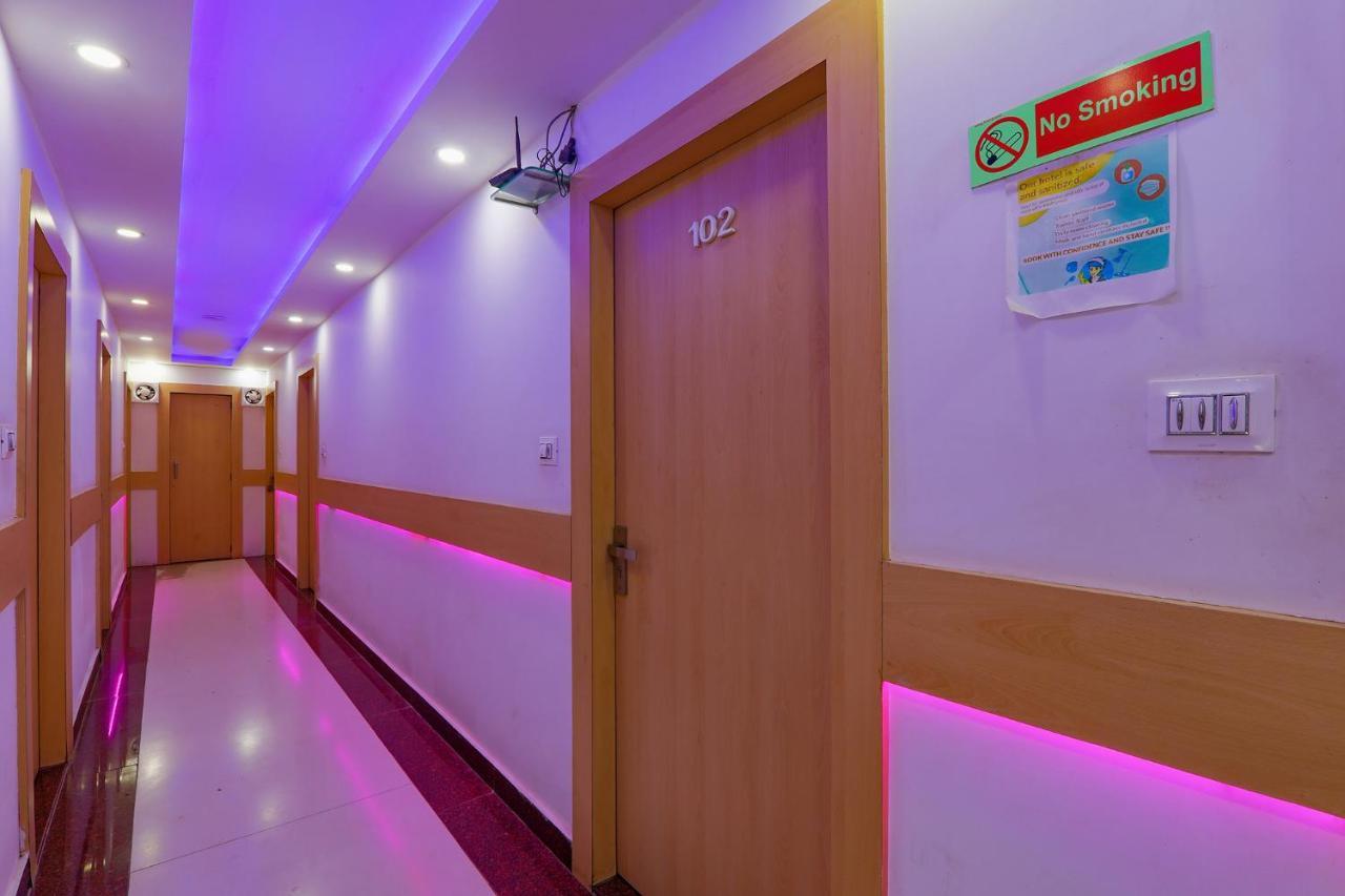 Hotel Fabexpress Moti Mahal Varanasi