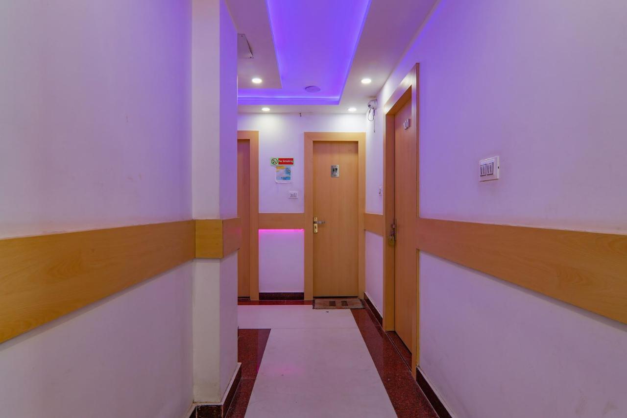 Fabexpress Moti Mahal 3*
