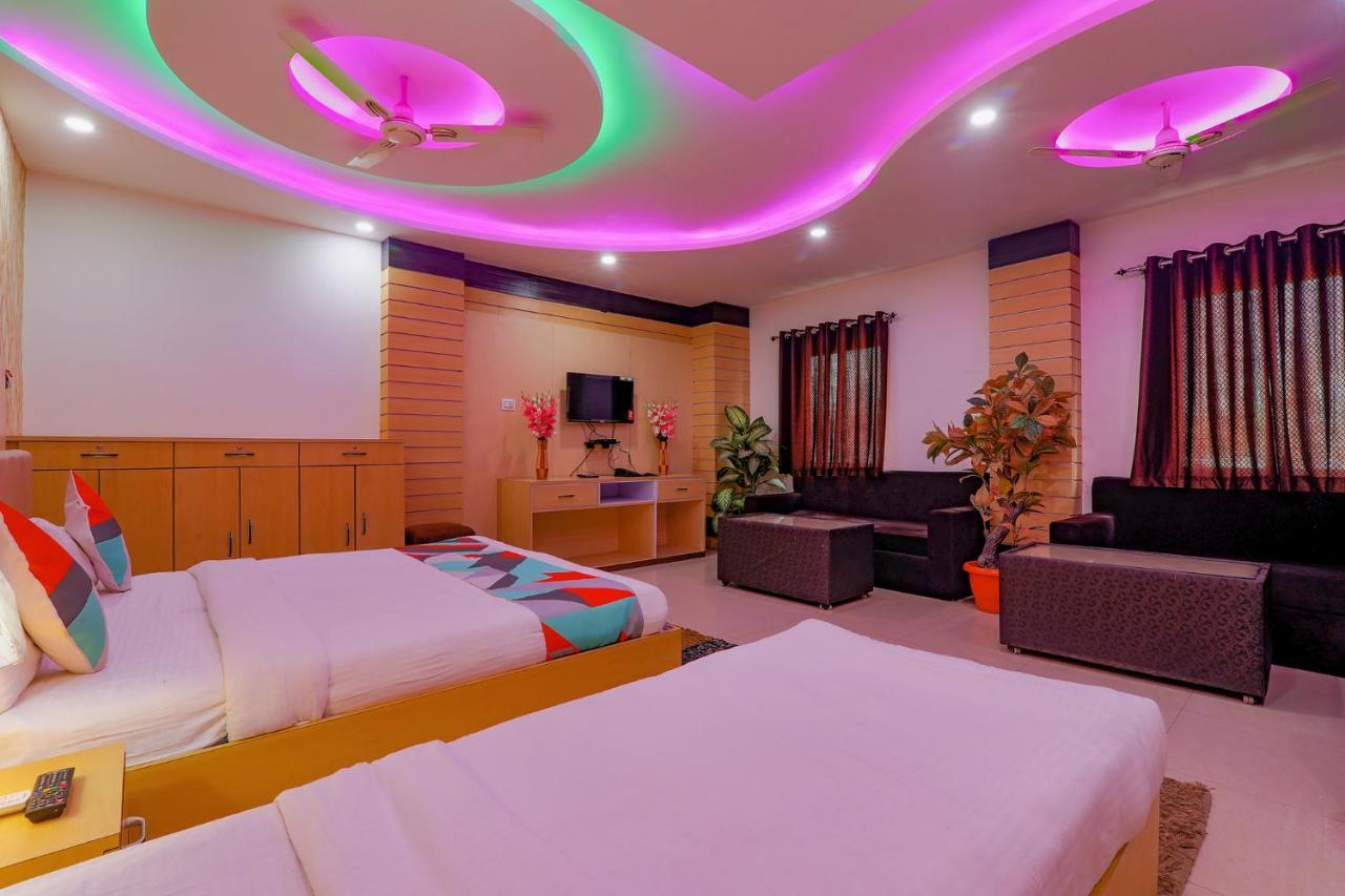 Fabexpress Moti Mahal 3*