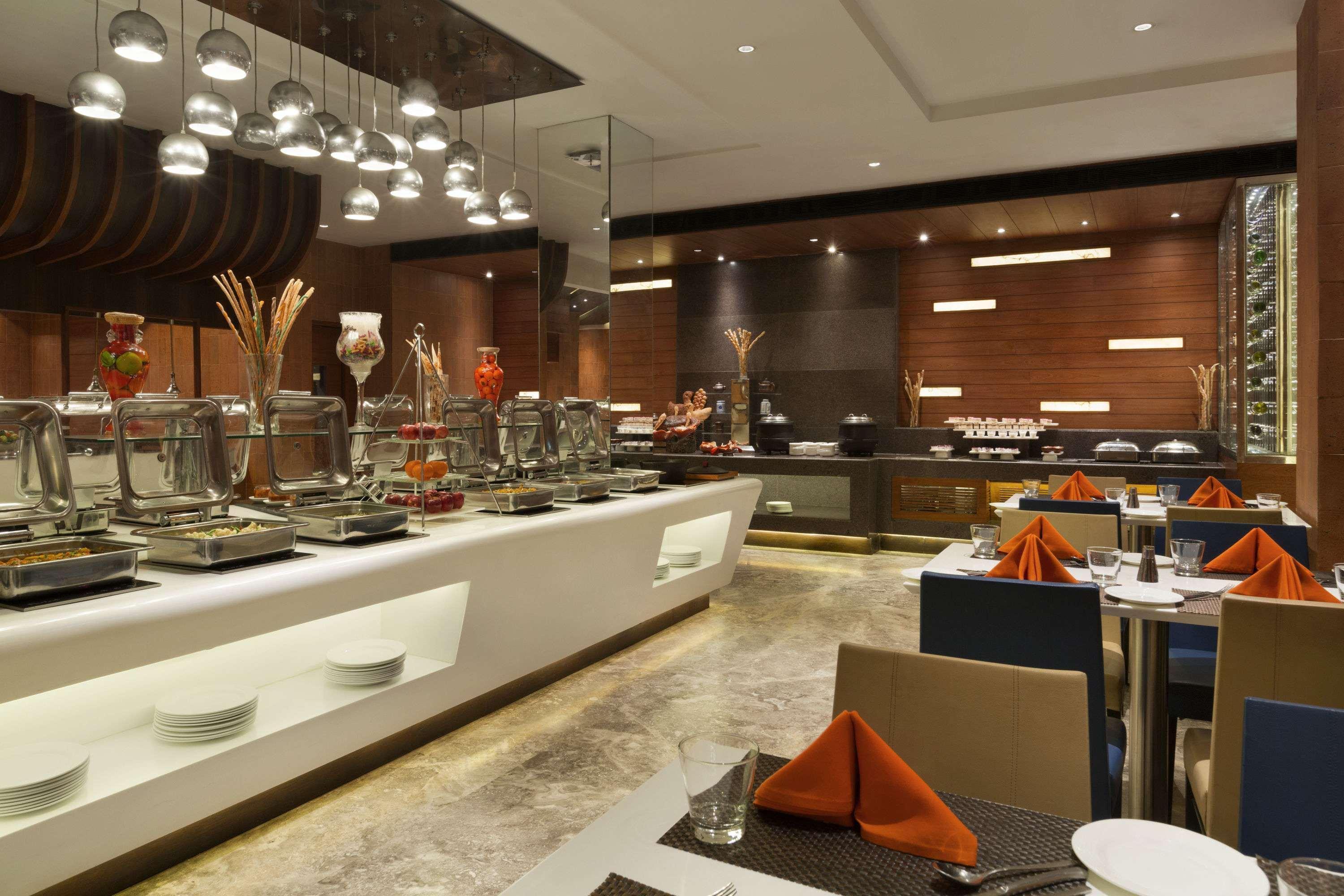 Ramada Plaza By Wyndham Jhv