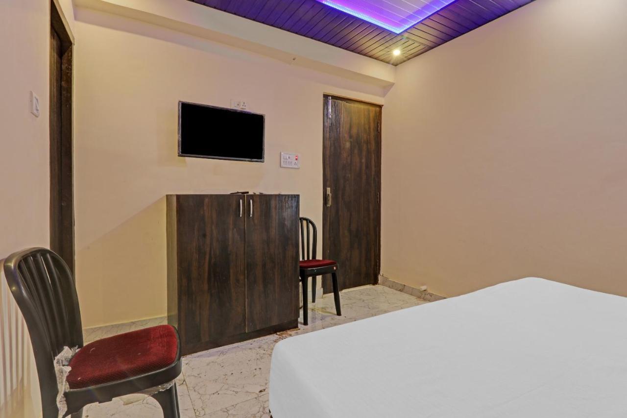Oyo Flagship 83473 Kp Hotel