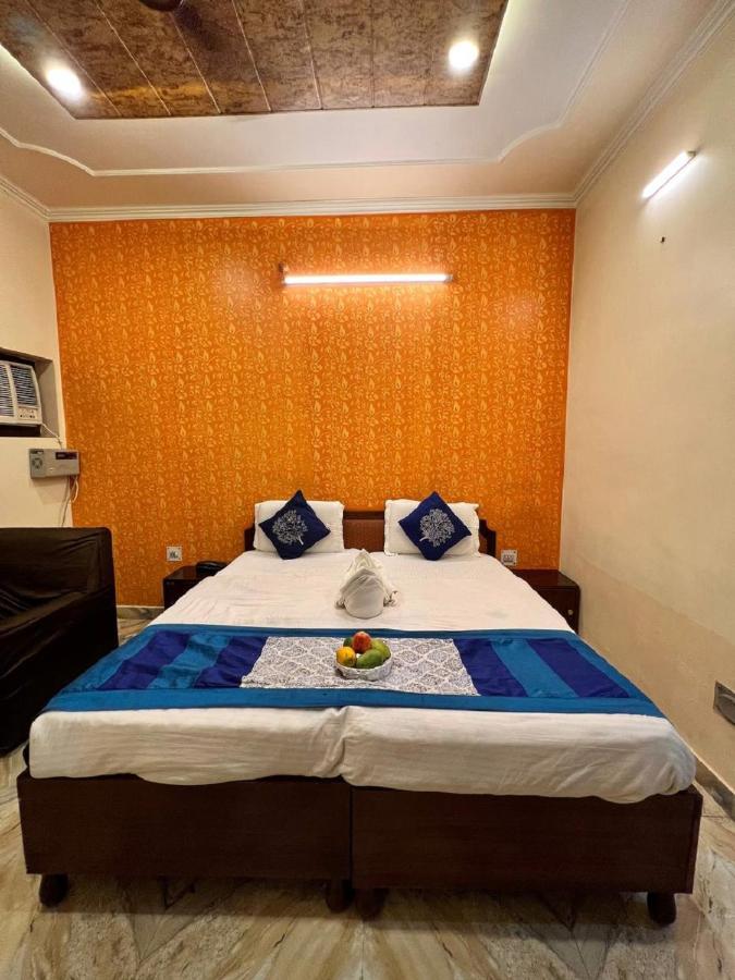 Hotel Kamesh Hut, 4*