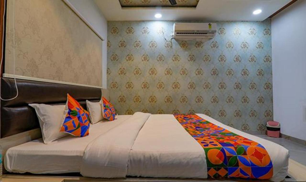 Hotel Fabhotel Super 3 Premium 3*