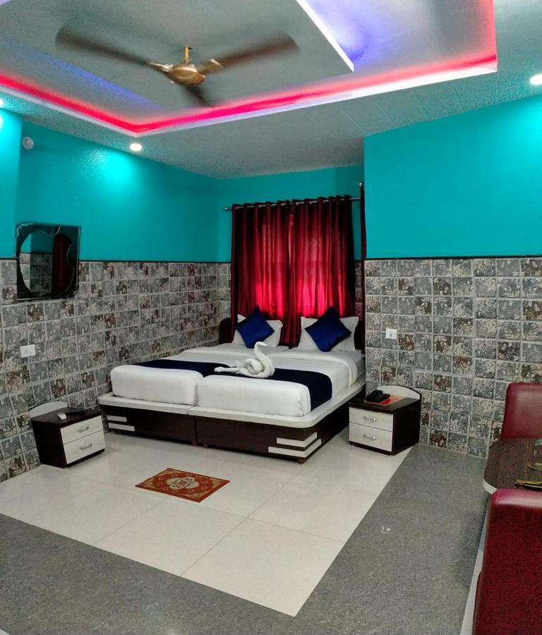 Hotel Bachchan Palace