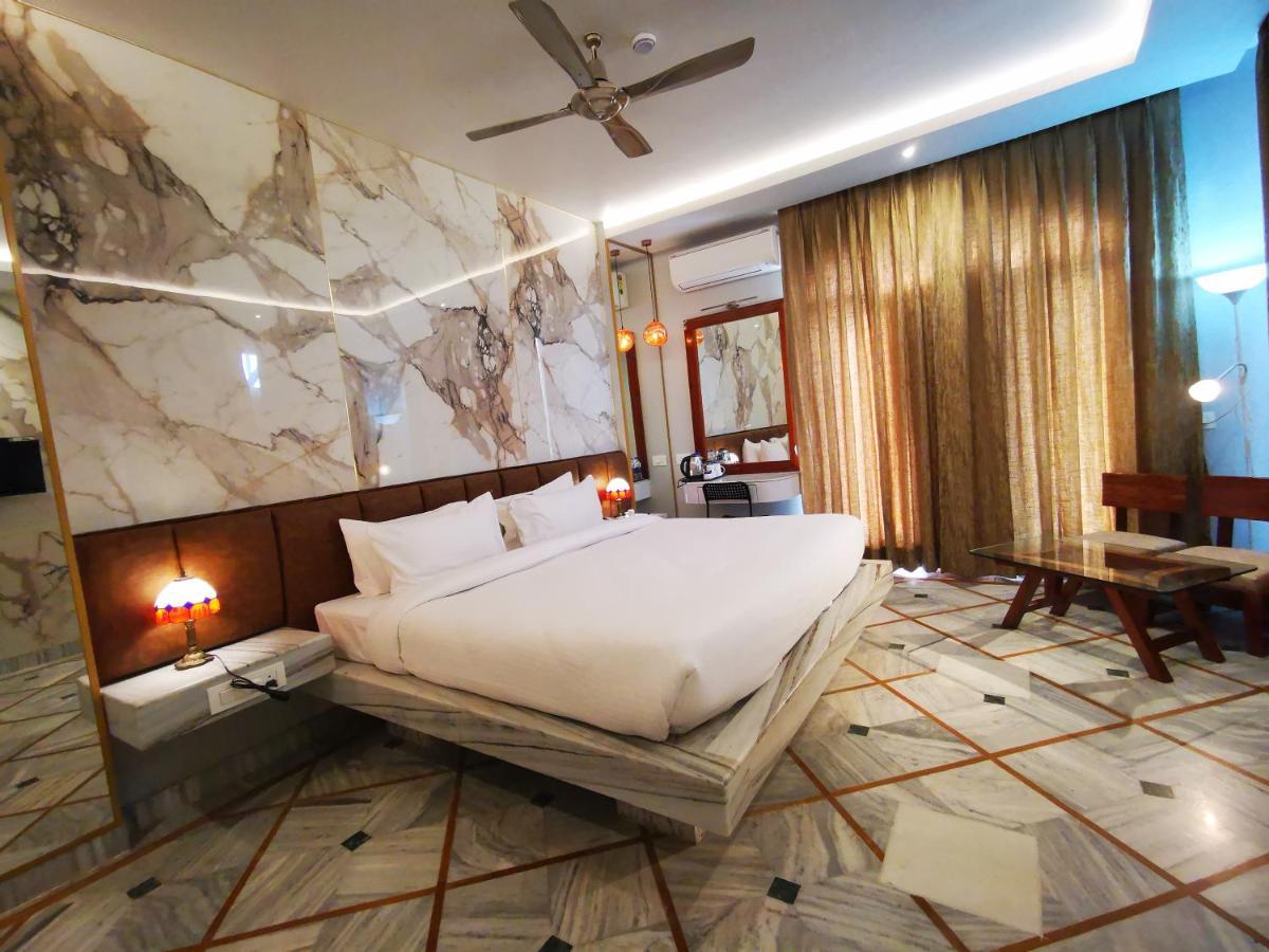 Rio Benaras Hotel