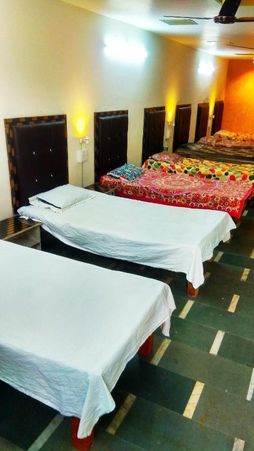 Siddhivinayak Temple Guest House Guest house Varanasi