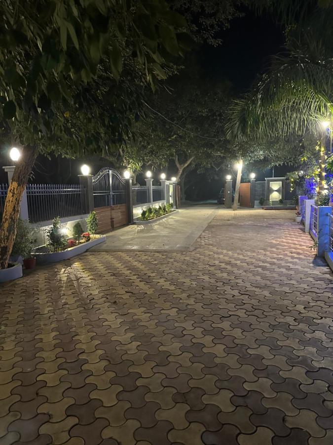 Homestay Kaashi Flora Varanasi