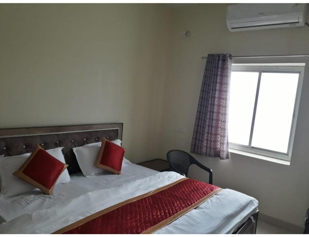 R.k Guest House, *