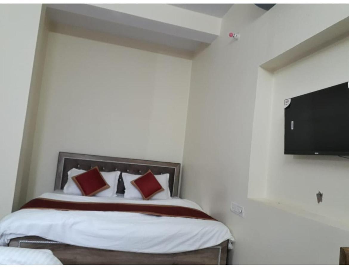 R.k Guest House, Homestay