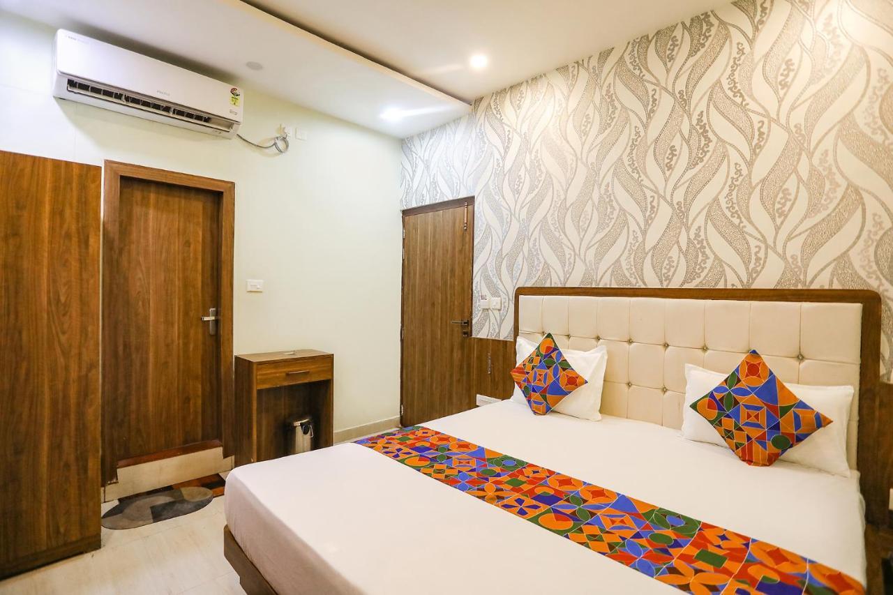 Hotel Fabhotel Prime Siddhant Palace 3*