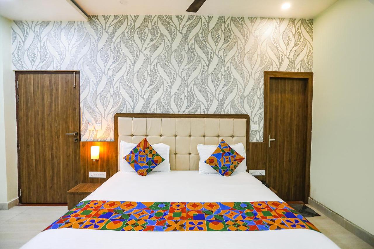 Fabhotel Prime Siddhant Palace Hotel 3*